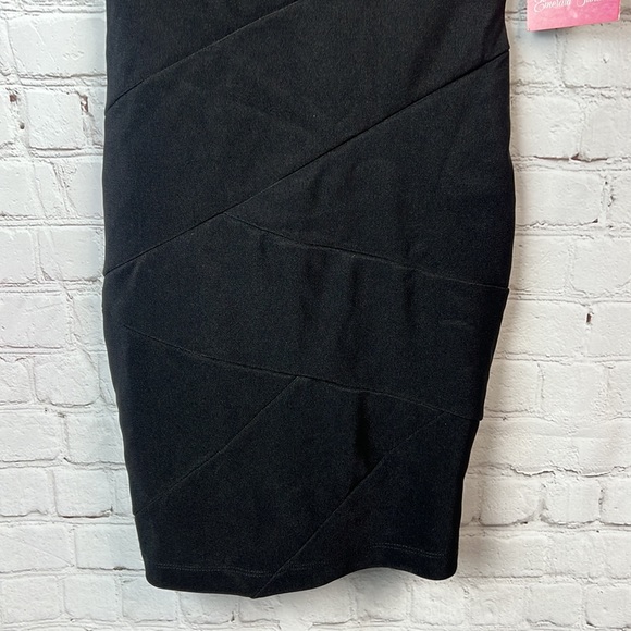 Emerald Sundae Black With Gold V Body-con Dress Juniors Size XS Homecoming Prom - Picture 5 of 6